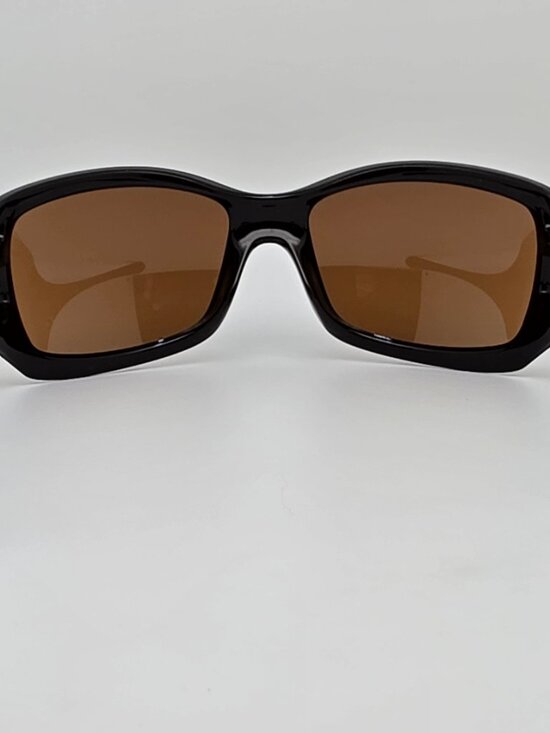 Oakley 03-402 Ravishing Brown Sugar Frame Dark Bronze Lens Sunglasses 62-17-119 main image 7